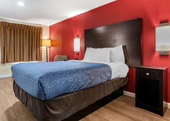 Econo Lodge Oxford near Choccolocco Park hotel thumbnail 5