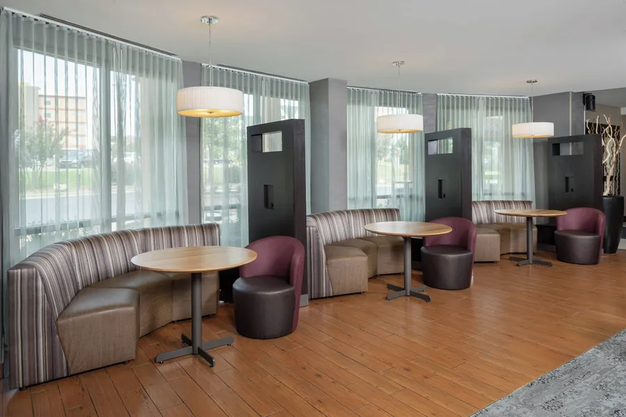 Courtyard by Marriott Anniston Oxford hotel detail image 6