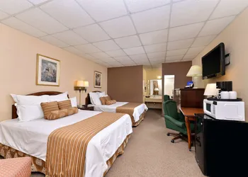 Americas Best Value Inn & Suites Victoria hotel thumbnail 6