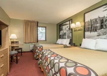 Super 8 by Wyndham Red Wing hotel thumbnail 5
