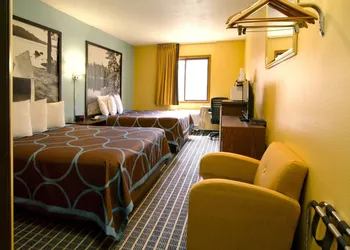 Super 8 by Wyndham Red Wing hotel thumbnail 8