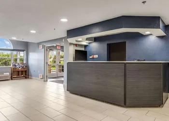 Quality Inn Owatonna Near Medical Center hotel thumbnail 2