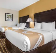 Quality Inn & Suites Warren hotel detail image 4