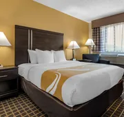 Quality Inn & Suites Warren hotel detail image 5