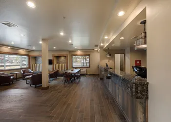 Third Street Inn hotel thumbnail 5