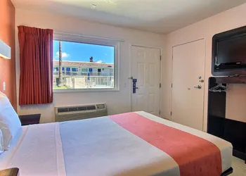Motel 6 Corpus Christi, TX - East - North Padre Island hotel thumbnail 6