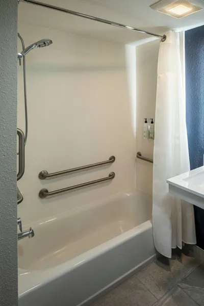 Fairfield Inn & Suites by Marriott Butler hotel detail image 6