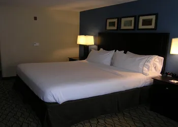 Holiday Inn Express & Suites Belle Vernon by IHG hotel thumbnail 8