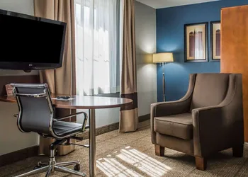 Quality Inn Belle Vernon hotel thumbnail 5