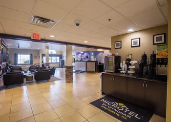 Microtel Inn & Suites by Wyndham Waynesburg hotel thumbnail 2