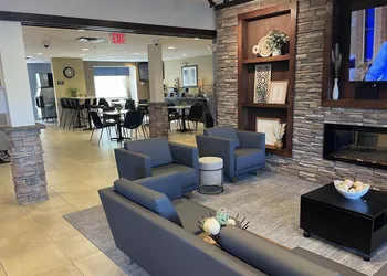 Microtel Inn & Suites by Wyndham Waynesburg hotel thumbnail 5