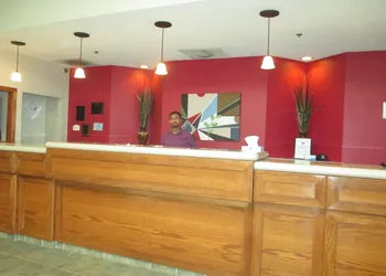 Salina Ambassador Hotel and Conference Center hotel thumbnail 3