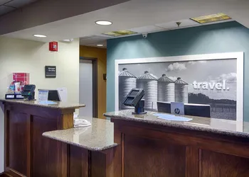 Hampton Inn Salina hotel thumbnail 5