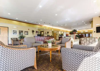 Comfort Suites Salina South hotel thumbnail 7