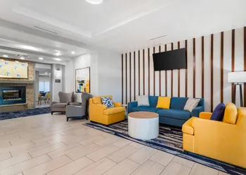 Comfort Inn Dayton South hotel thumbnail 3