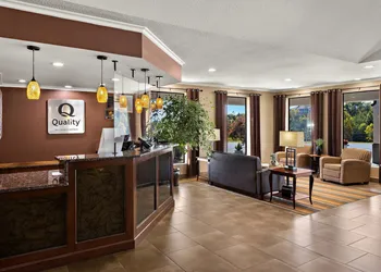 Quality Inn Dandridge hotel thumbnail 6