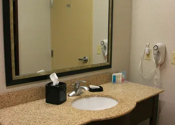Hampton Inn & Suites West Point hotel thumbnail 4