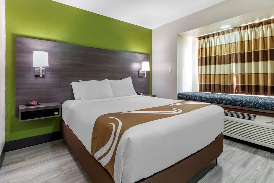 Quality Inn & Suites Longview I-20 hotel detail image 2
