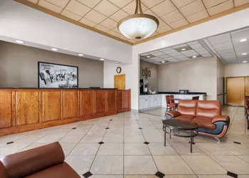 Super 8 by Wyndham Longview/North hotel thumbnail 5