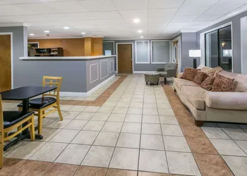 Knights Inn Longview hotel thumbnail 3