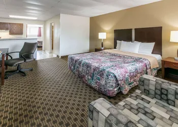 Knights Inn Longview hotel thumbnail 8