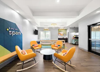 Spark by Hilton Longview hotel thumbnail 2