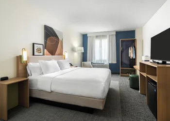 Spark by Hilton Longview hotel thumbnail 5