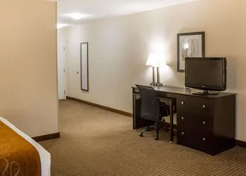 Comfort Suites Lewisburg near University hotel thumbnail 5