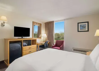 Quality Inn Alice hotel thumbnail 6