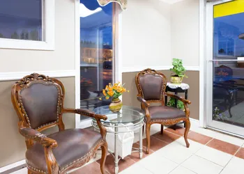 Park Inn by Radisson Quesnel hotel thumbnail 3