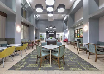 Hampton Inn & Suites Lake Jackson-Clute hotel thumbnail 2