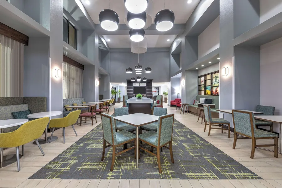 Hampton Inn & Suites Lake Jackson-Clute hotel detail image 2