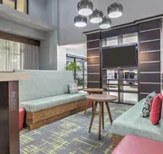 Hampton Inn & Suites Lake Jackson-Clute hotel detail image 4