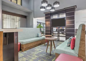Hampton Inn & Suites Lake Jackson-Clute hotel thumbnail 4