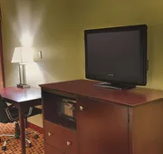 La Quinta Inn & Suites by Wyndham Alice hotel detail image 4