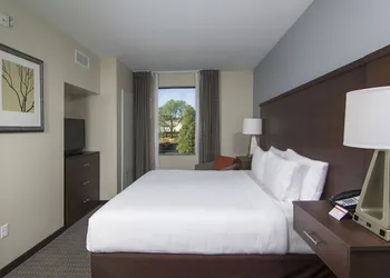 Staybridge Suites Carlsbad by IHG hotel thumbnail 4