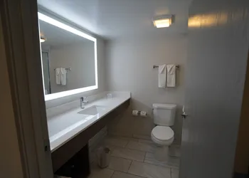 Holiday Inn Express La Junta by IHG hotel thumbnail 6