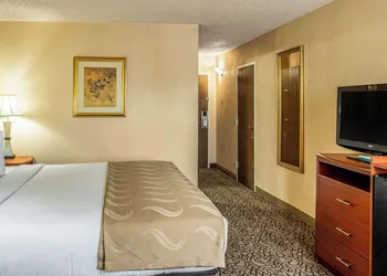 Quality Inn Trinidad hotel thumbnail 7