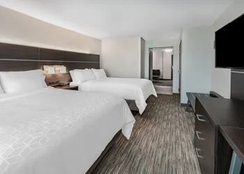 Holiday Inn Express & Suites Trinidad by IHG hotel thumbnail 8