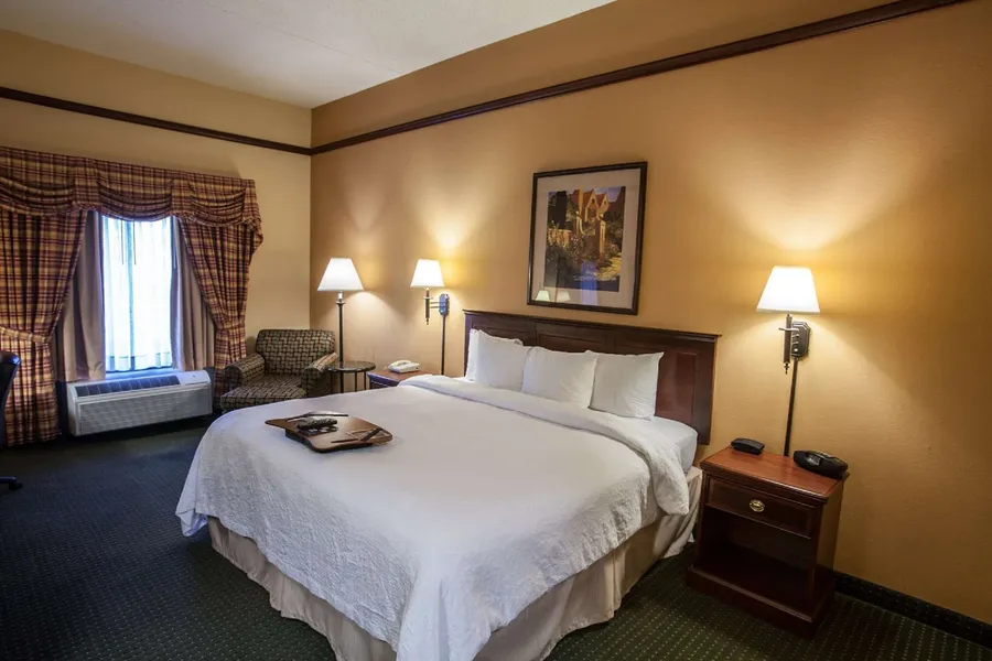 Hampton Inn & Suites Stillwater hotel detail image 6