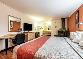 Motel 6 Gatlinburg, TN - Smoky Mountains hotel thumbnail 8