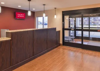 Red Roof Inn & Suites Danville, IL hotel thumbnail 5
