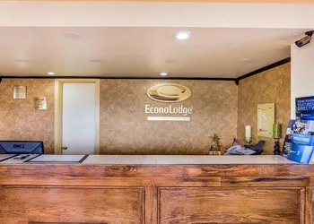 Econo Lodge McAlester hotel thumbnail 3