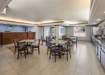 Quality Inn & Suites Clayton, NM hotel thumbnail 2