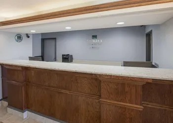 Quality Inn & Suites Clayton, NM hotel thumbnail 4