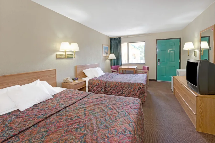 Days Inn by Wyndham Espanola hotel detail image 6