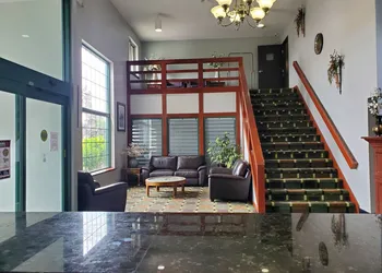 River Hill Inn & Suites hotel thumbnail 2