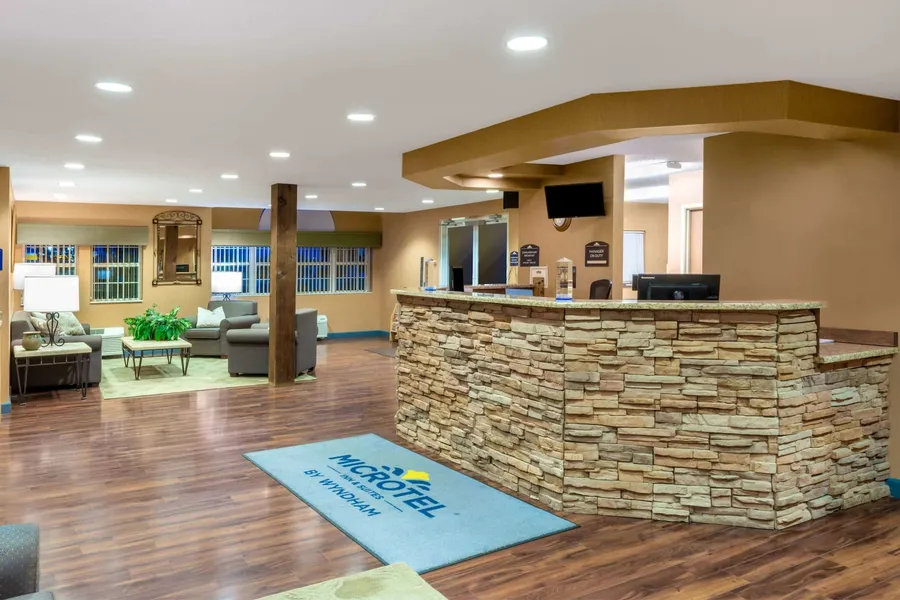 Microtel Inn & Suites by Wyndham Raton hotel detail image 2