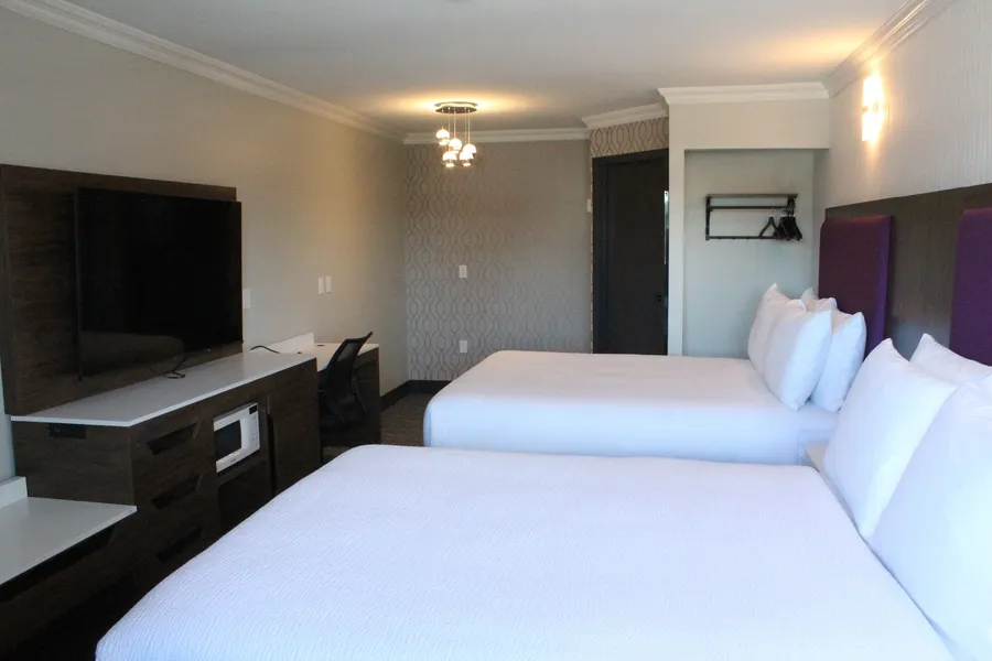 Coast Courtenay Hotel hotel detail image 6