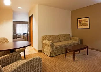 Holiday Inn Express & Suites Antigo by IHG hotel thumbnail 6